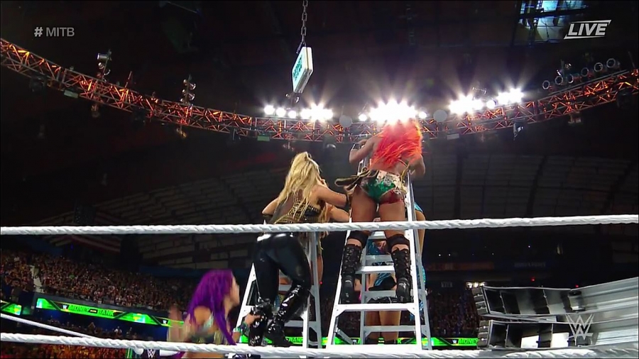 MITB2018_mp4_010673625.jpg