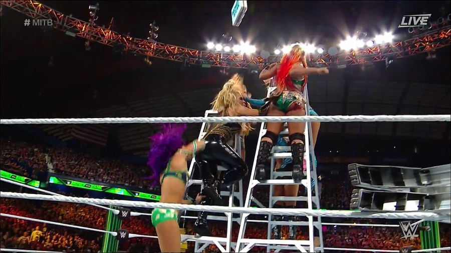 MITB2018_mp4_010674170.jpg