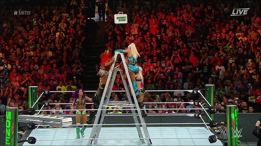 MITB2018_mp4_010675289.jpg