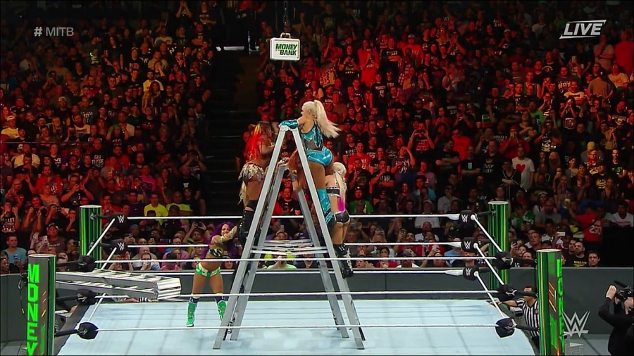 MITB2018_mp4_010675934.jpg