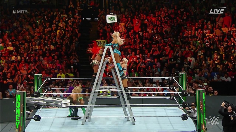 MITB2018_mp4_010677144.jpg