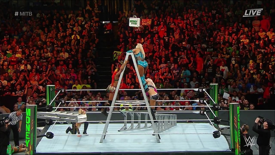 MITB2018_mp4_010699514.jpg