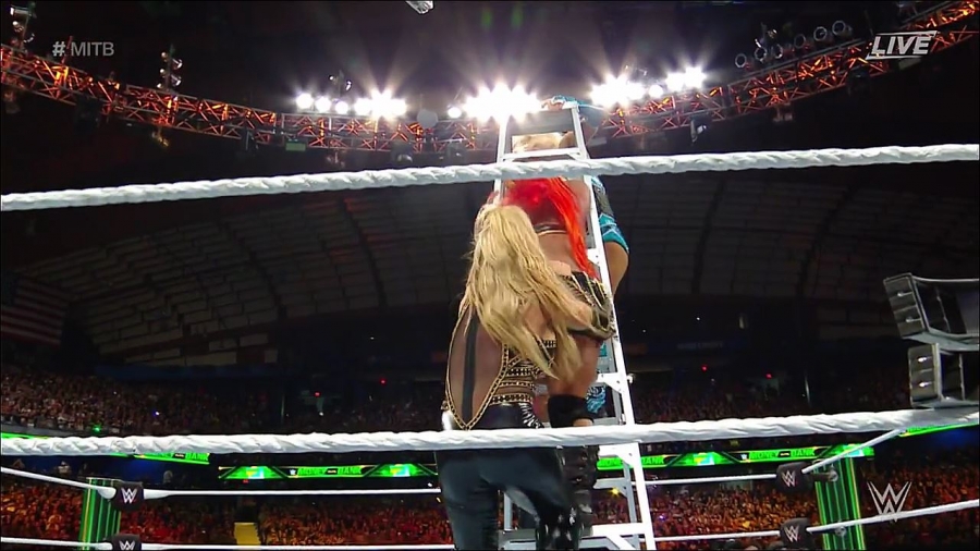 MITB2018_mp4_010702126.jpg