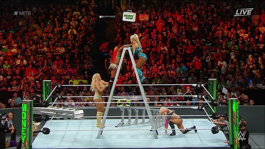 MITB2018_mp4_010712275.jpg