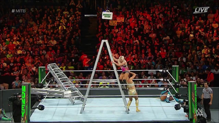 MITB2018_mp4_010758183.jpg