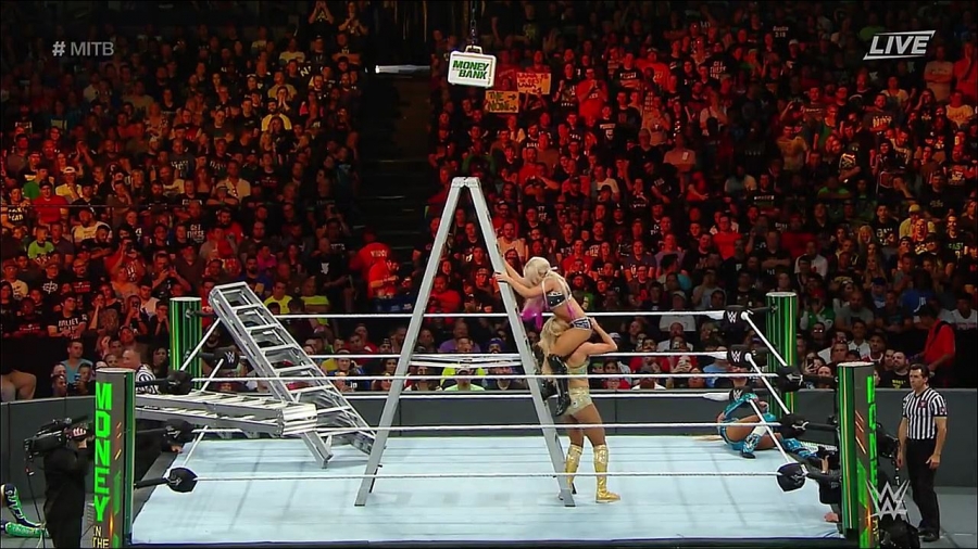 MITB2018_mp4_010758789.jpg