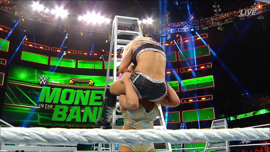 MITB2018_mp4_010760609.jpg