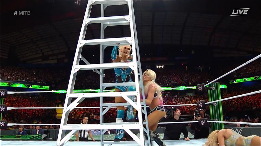 MITB2018_mp4_010776403.jpg