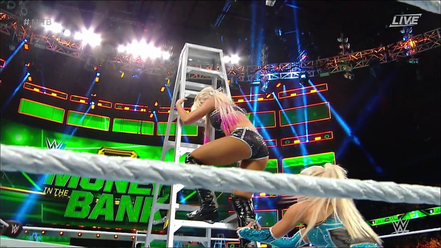 MITB2018_mp4_010783684.jpg