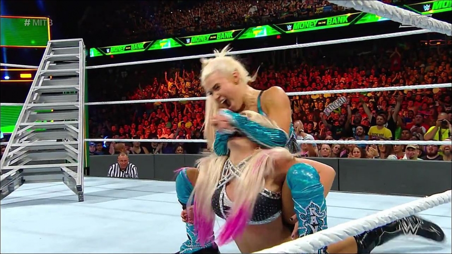 MITB2018_mp4_010820881.jpg