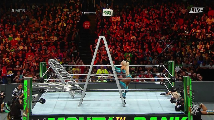 MITB2018_mp4_010829509.jpg