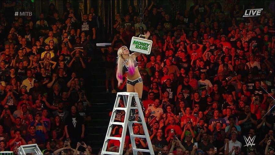 MITB2018_mp4_011043227.jpg