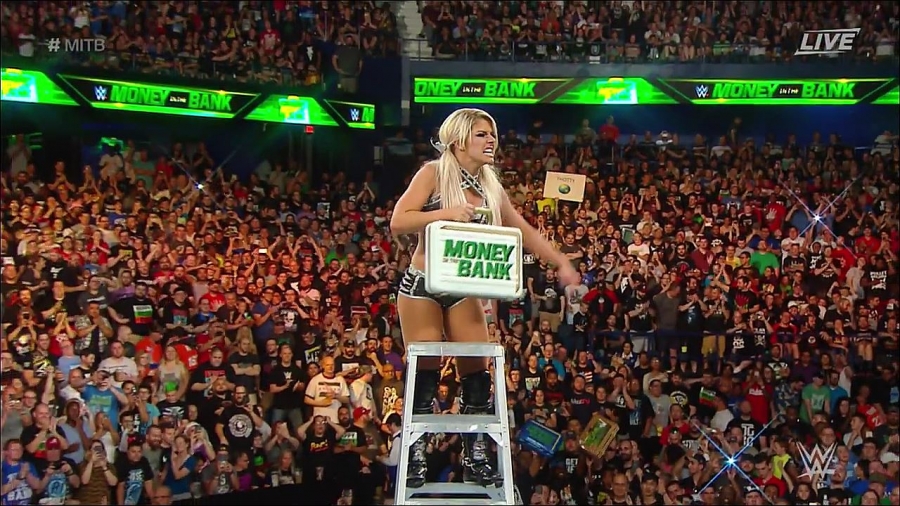 MITB2018_mp4_011056541.jpg