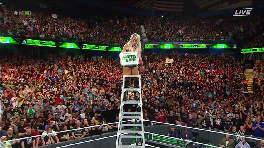 MITB2018_mp4_011058924.jpg