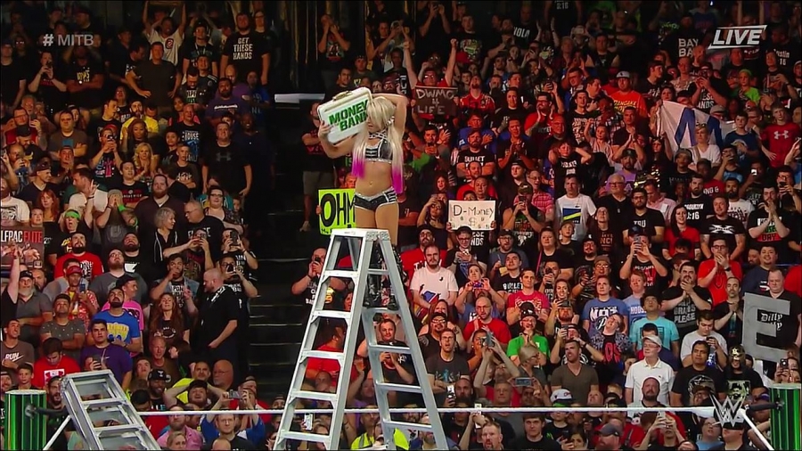 MITB2018_mp4_011069580.jpg