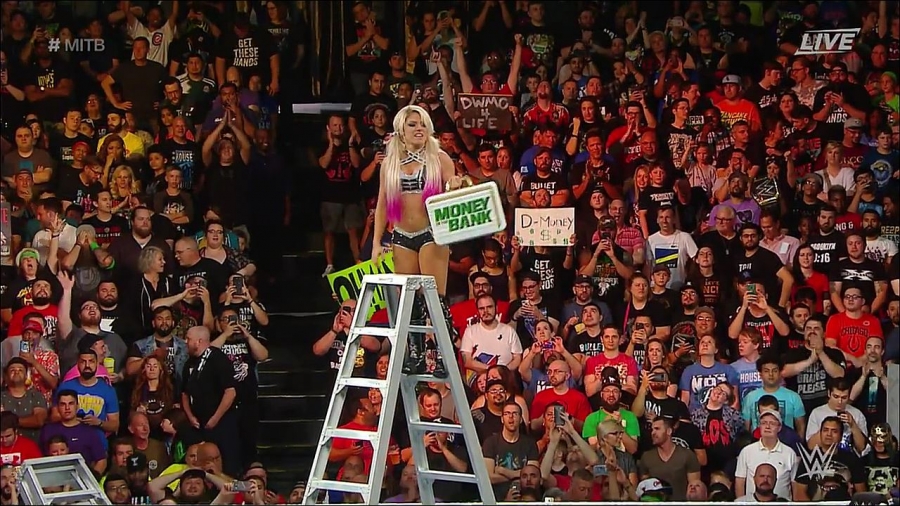 MITB2018_mp4_011071595.jpg