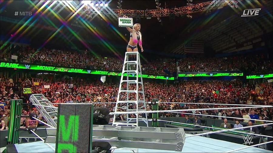 MITB2018_mp4_011077888.jpg