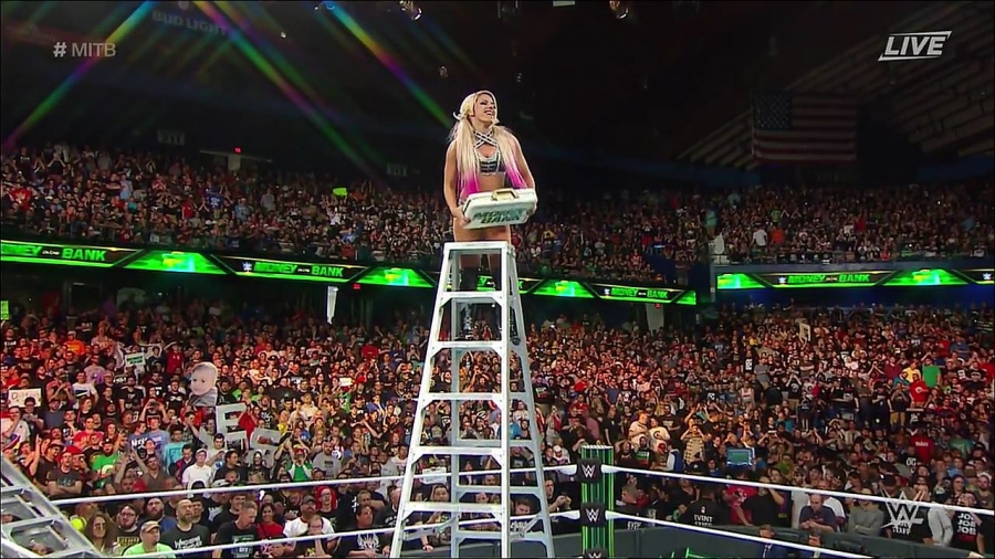 MITB2018_mp4_011081891.jpg