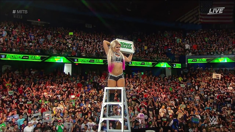 MITB2018_mp4_011087349.jpg