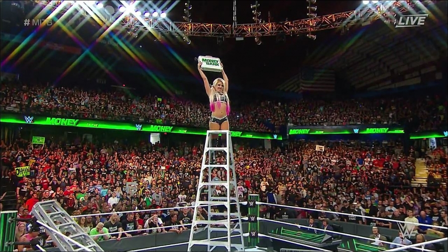 MITB2018_mp4_011126246.jpg