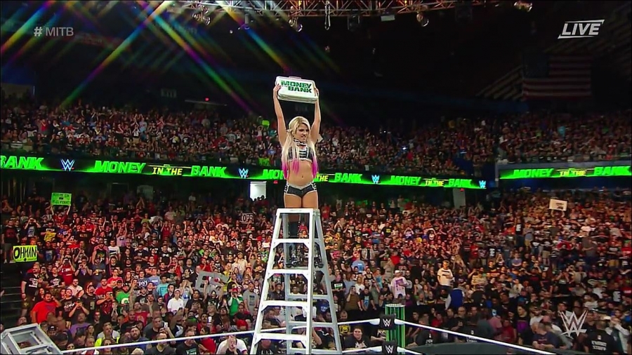 MITB2018_mp4_011127441.jpg