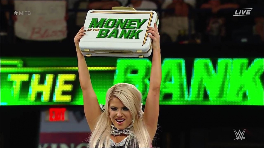 MITB2018_mp4_011128320.jpg