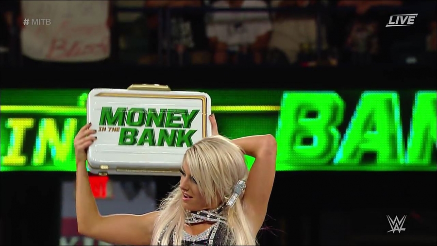 MITB2018_mp4_011129253.jpg