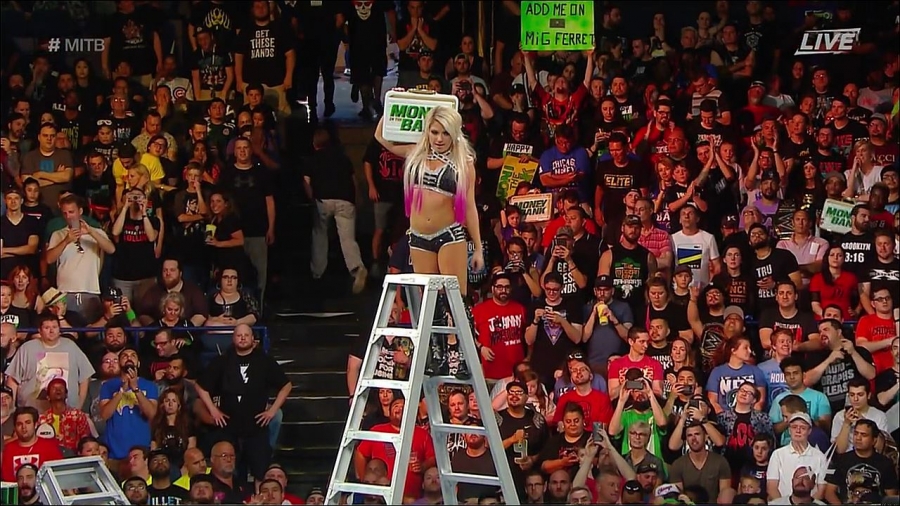 MITB2018_mp4_011135431.jpg