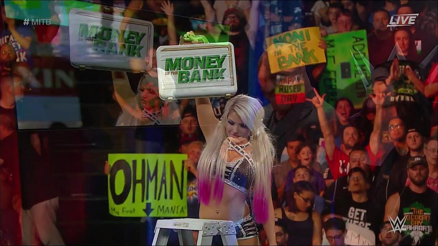 MITB2018_mp4_011154367.jpg