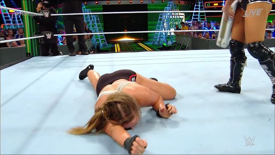 MITB2018_mp4_018145905.jpg