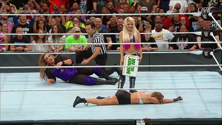 MITB2018_mp4_018147309.jpg