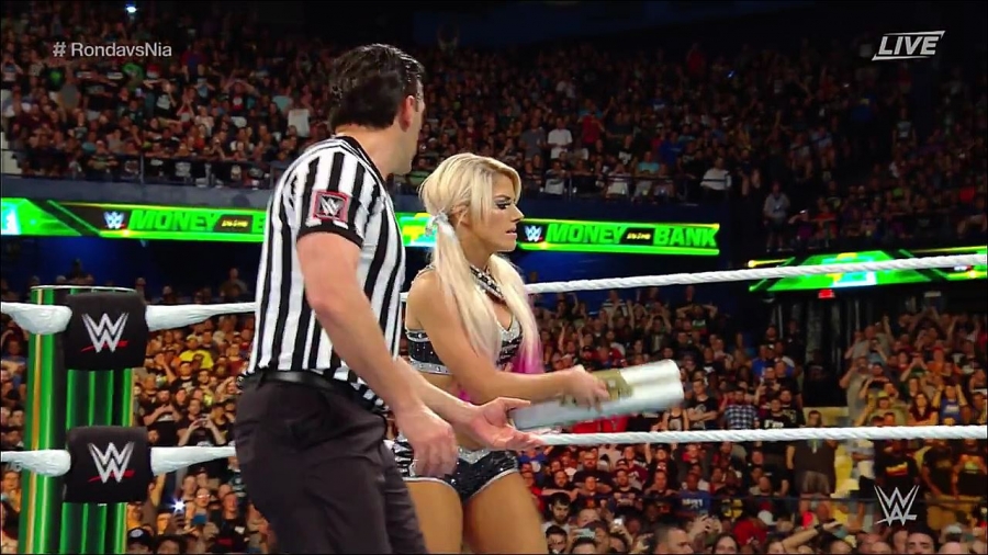 MITB2018_mp4_018172860.jpg