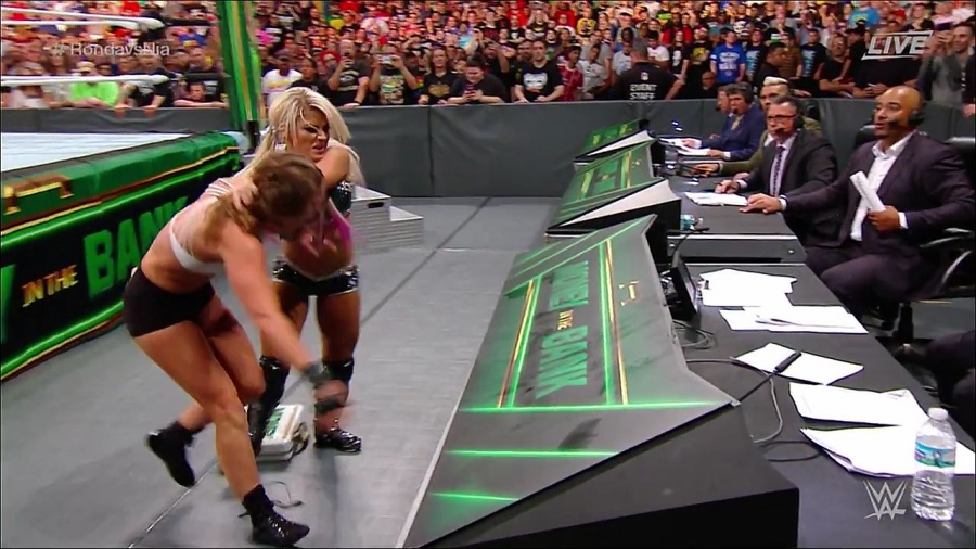 MITB2018_mp4_018184371.jpg