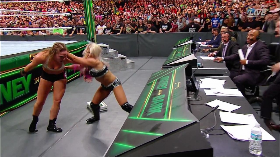 MITB2018_mp4_018184945.jpg