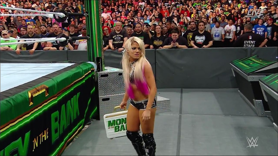 MITB2018_mp4_018190216.jpg