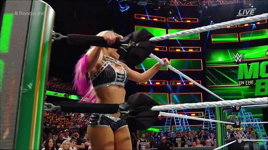 MITB2018_mp4_018249213.jpg