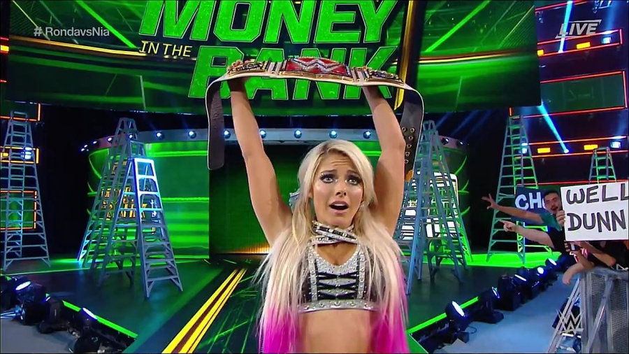 MITB2018_mp4_018293097.jpg