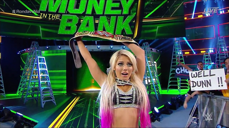 MITB2018_mp4_018293637.jpg