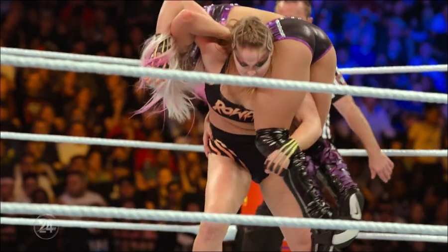 WWE24RONDAROUSEY_mp4_001372400.jpg