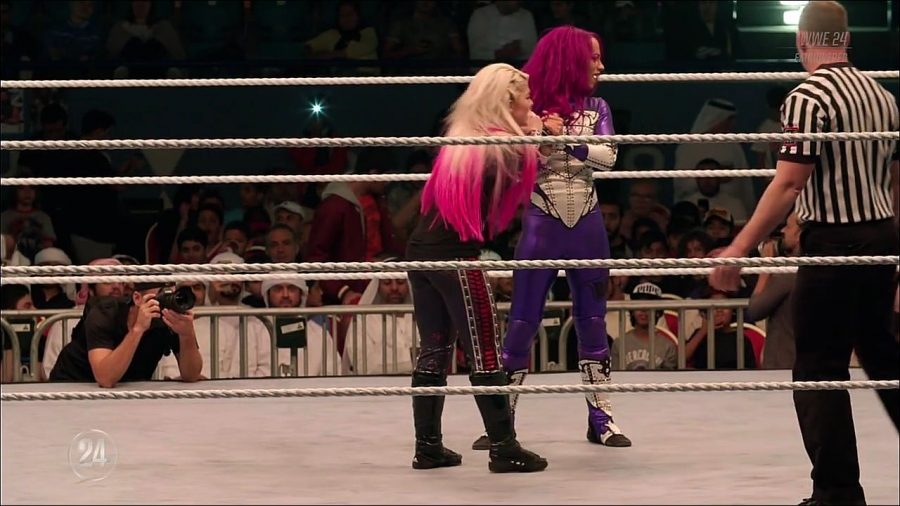 WWE_24_S01E15_Empowered_720p_WEB_h264-HEEL_mp4_000599868.jpg