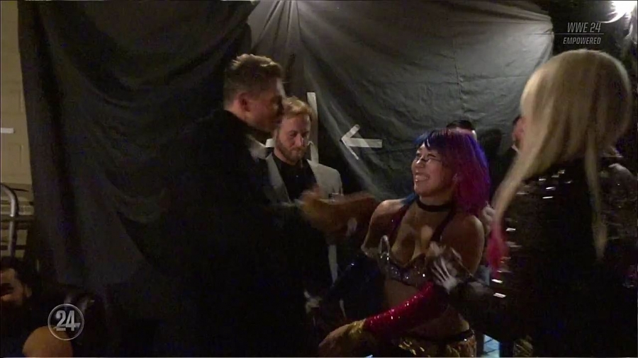 WWE_24_S01E15_Empowered_720p_WEB_h264-HEEL_mp4_002851860.jpg