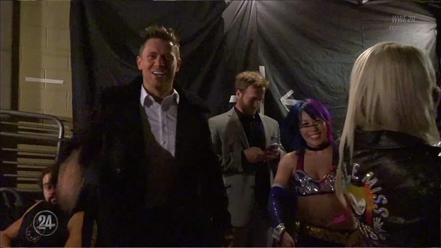 WWE_24_S01E15_Empowered_720p_WEB_h264-HEEL_mp4_002854659.jpg