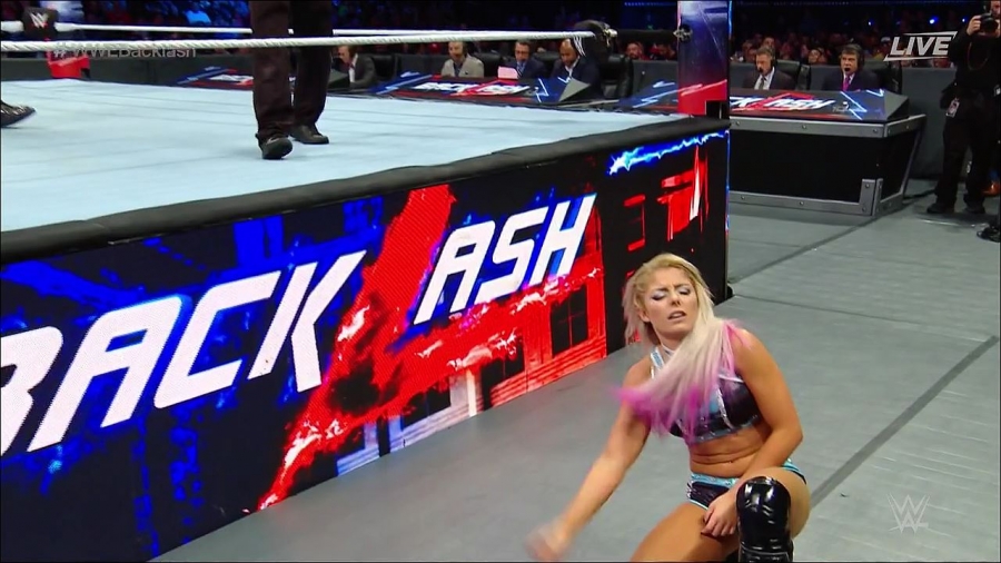 WWE_Backlash_2018_PPV_720p_WEB_h264-HEEL_mp4_002300503.jpg