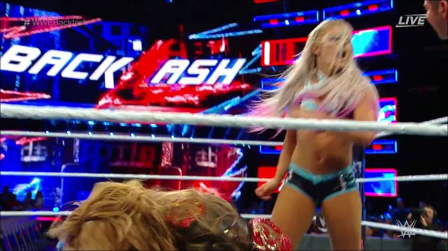 WWE_Backlash_2018_PPV_720p_WEB_h264-HEEL_mp4_002346538.jpg