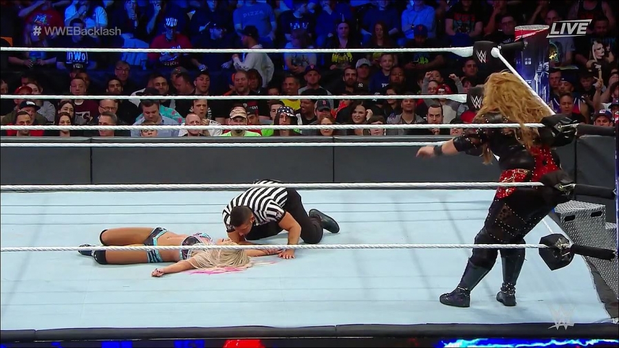 WWE_Backlash_2018_PPV_720p_WEB_h264-HEEL_mp4_002539132.jpg