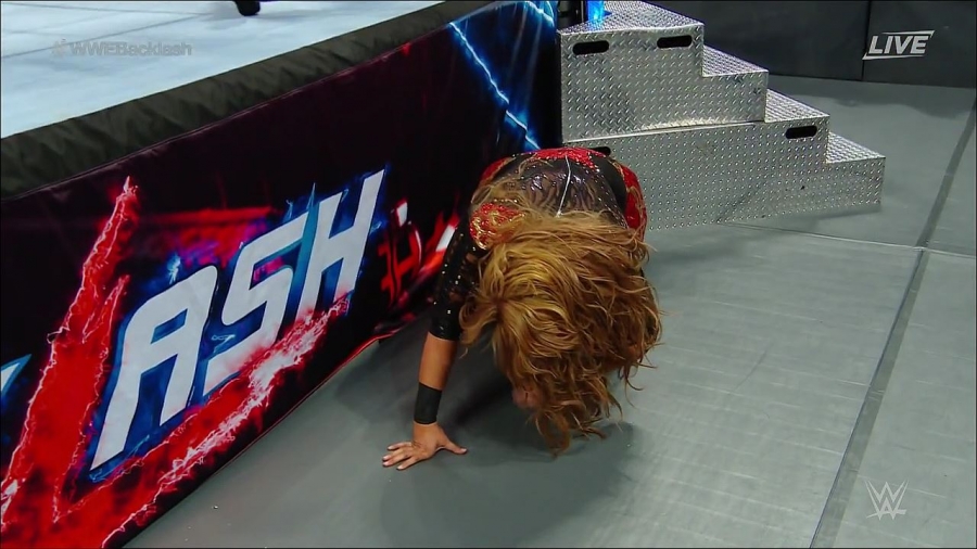 WWE_Backlash_2018_PPV_720p_WEB_h264-HEEL_mp4_002705279.jpg