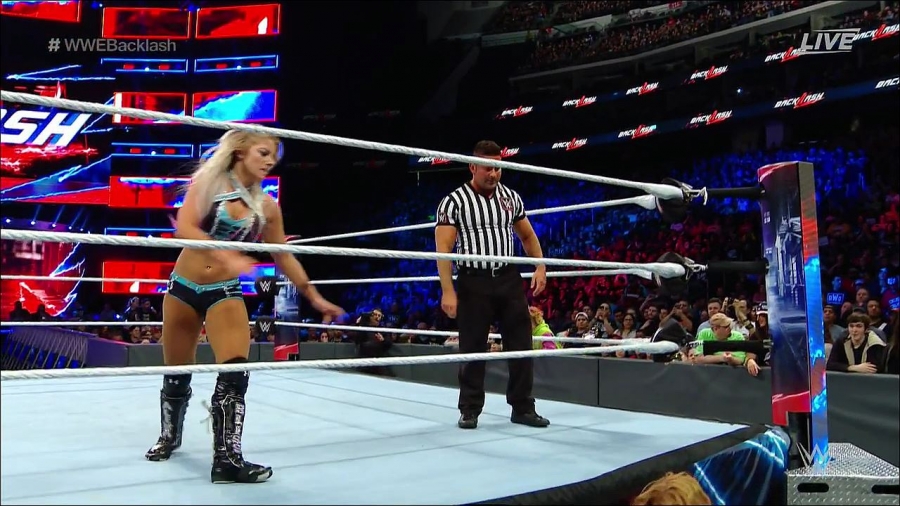 WWE_Backlash_2018_PPV_720p_WEB_h264-HEEL_mp4_002710017.jpg