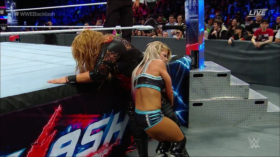 WWE_Backlash_2018_PPV_720p_WEB_h264-HEEL_mp4_002719768.jpg