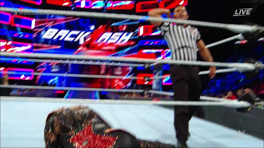 WWE_Backlash_2018_PPV_720p_WEB_h264-HEEL_mp4_002723371.jpg