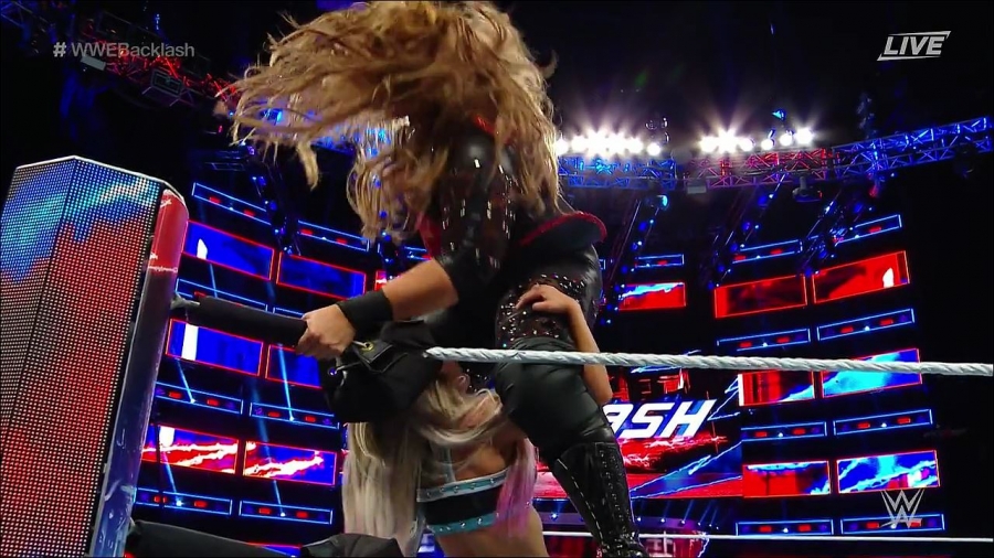 WWE_Backlash_2018_PPV_720p_WEB_h264-HEEL_mp4_002770742.jpg